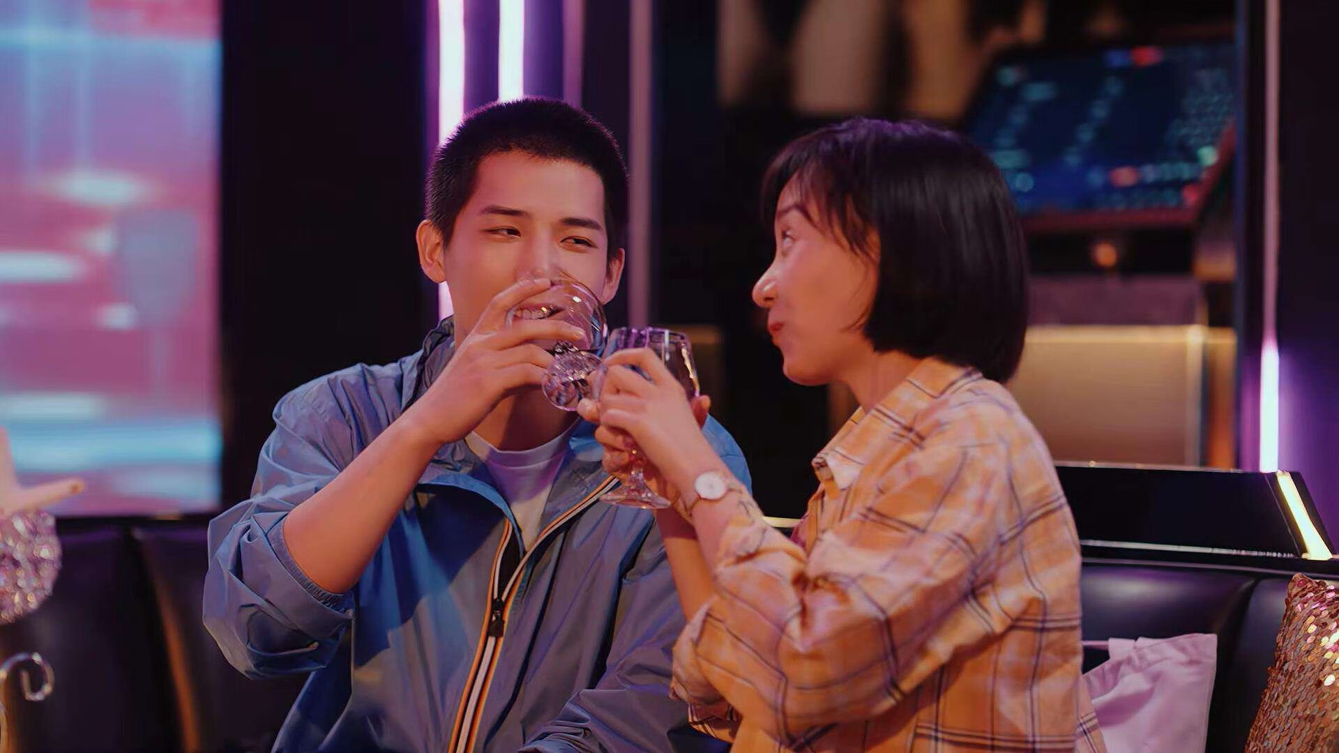 “燃烧你的激情:每一圈都令人激动不已”,燃烧的激情是什么意思