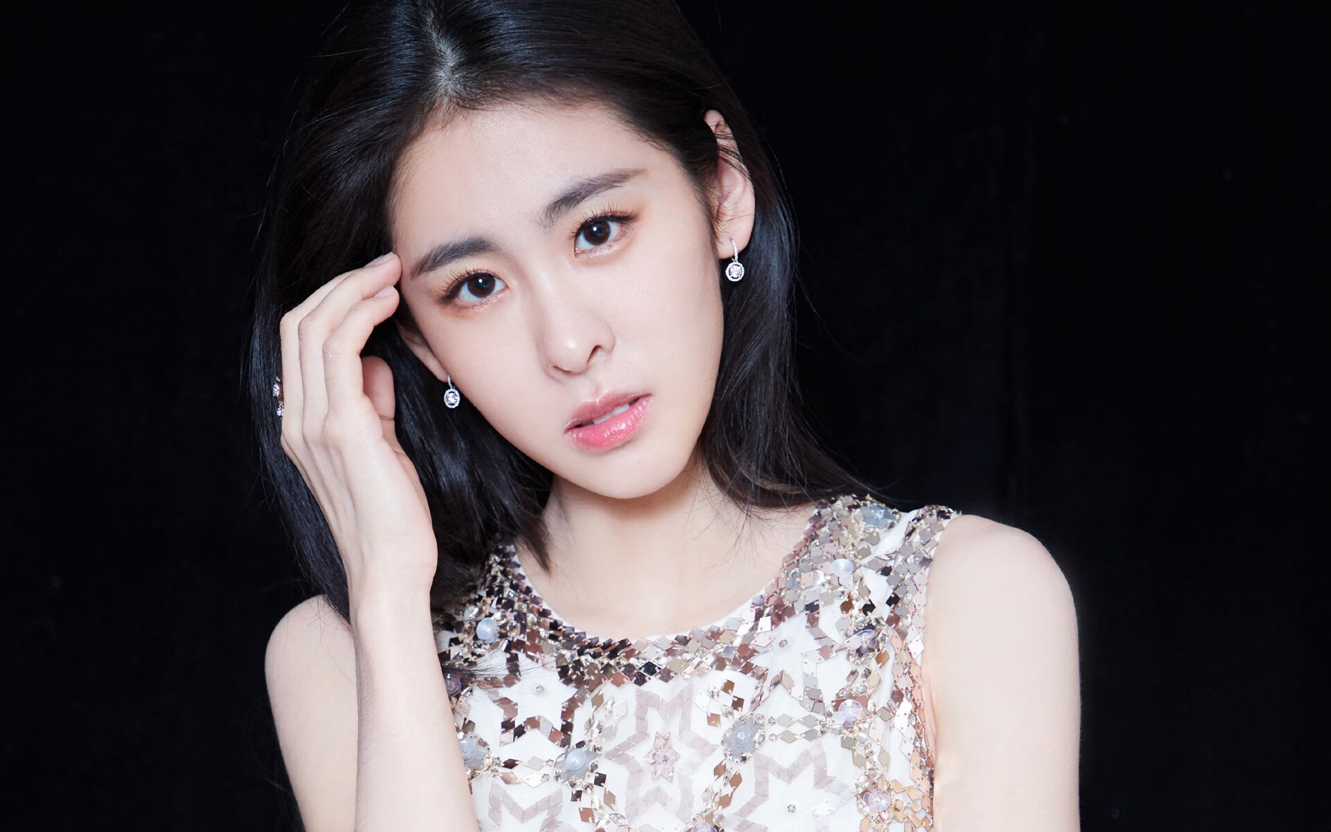 中国足球“智慧赛场”建设持续推进，行业基础设施全面优化，中国专业足球场建设进展