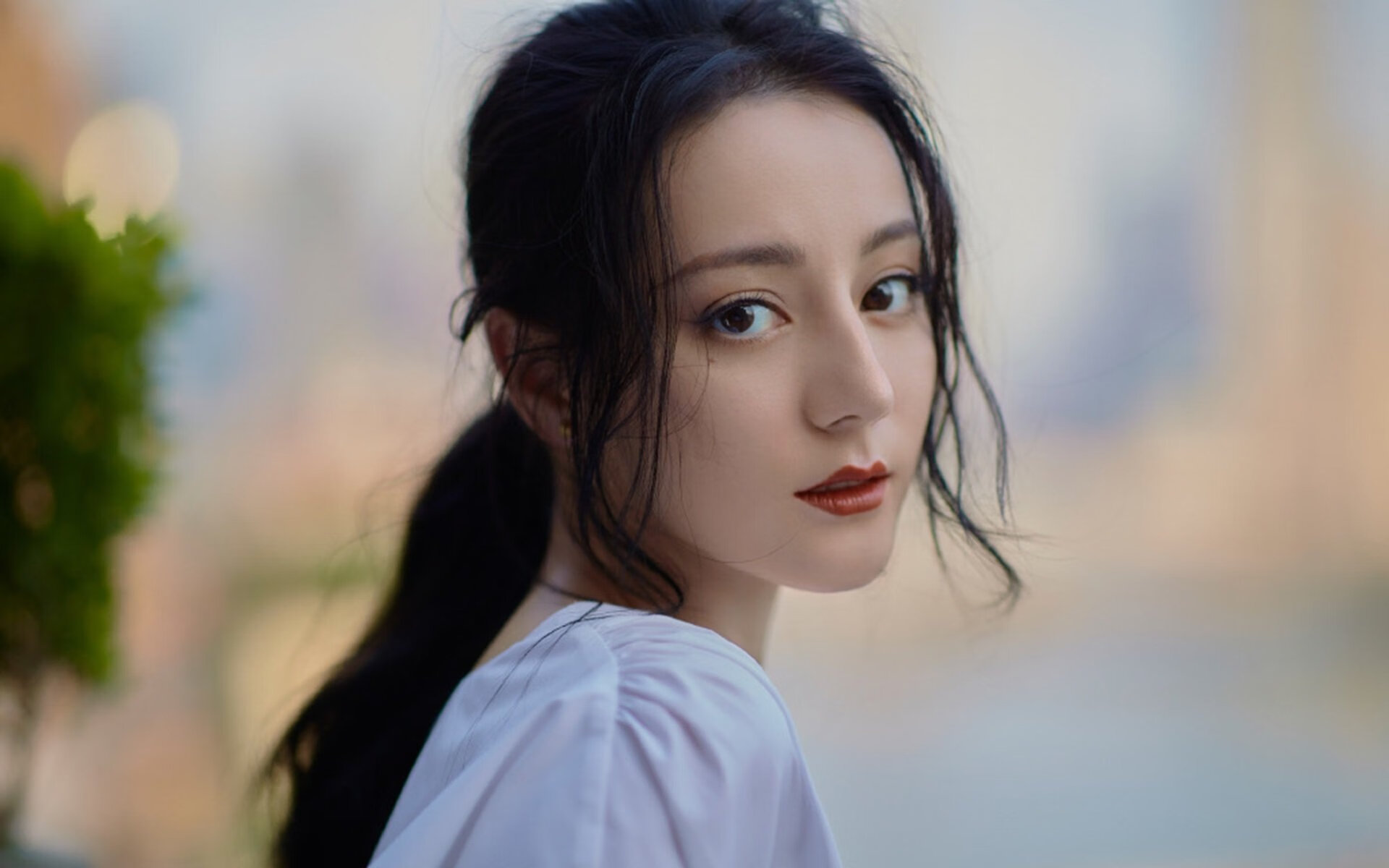 伊朗男队在四分之一决赛中意外击败日本队,进入半决赛,成为本届赛事的一大亮点。