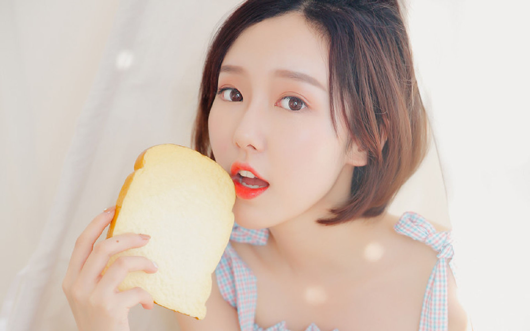 九游官网下载电脑版-国际赛事激情迭起，豪门对决吸引目光，豪门球队大比分