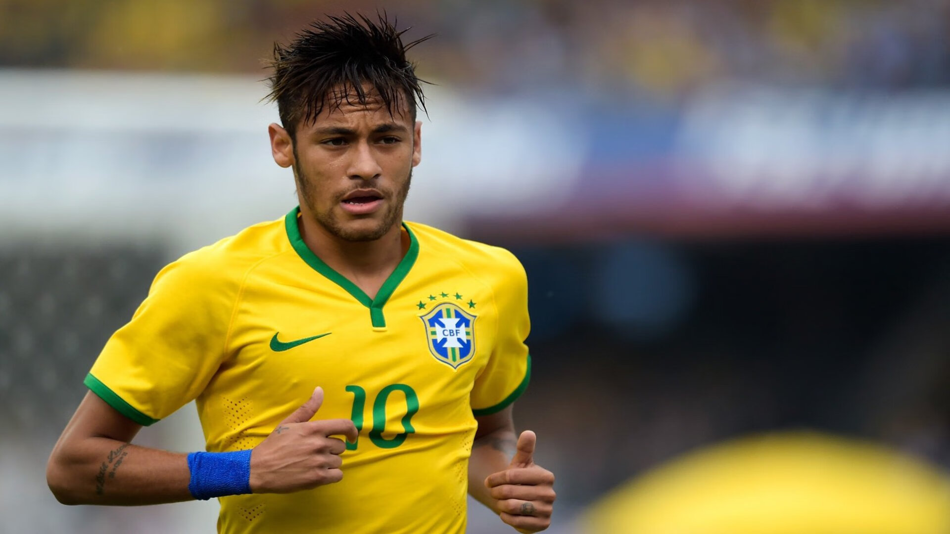 弗朗索瓦·斯图尔特：他的防守能力让南非队在进攻中占得先机，弗朗索瓦丝·德·费利斯